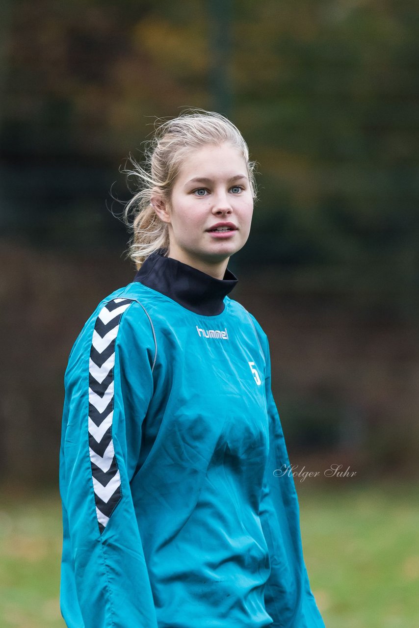 Bild 222 - Frauen SV Henstedt Ulzburg II - TSV Russee : Ergebnis: 5:0